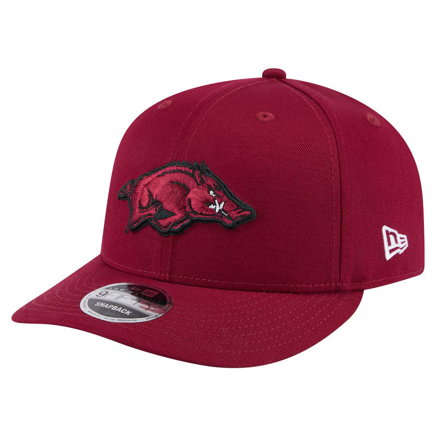 Arkansas Razorbacks NCAA New Era Low Profile 9FIFTY Snapback Hat – Cardinal (USA Stock) - UKASSNI