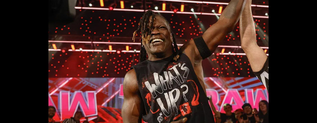WWE Merchandise - UKASSNI