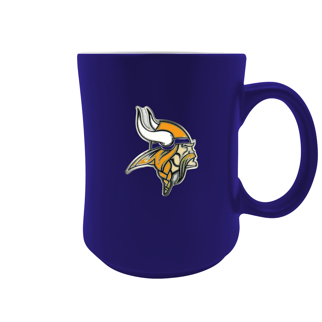 Minnesota Vikings 19oz. Starter Mug - Metal Emblem Logo - UKASSNI
