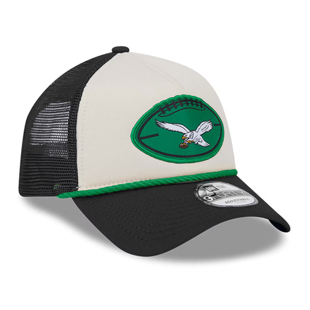 Philadelphia Eagles Trucker Hat – NFL New Era 2024 Sideline Historic 9FORTY – Stone/Black (Fast Dispatch)
