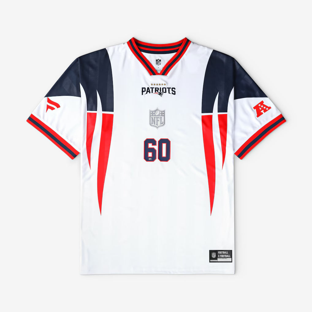 New England Patriots Football x Football V-Neck Fan Top – NFL Fanatics Soccer-Style Crossover – White (USA Sourced) by Nike