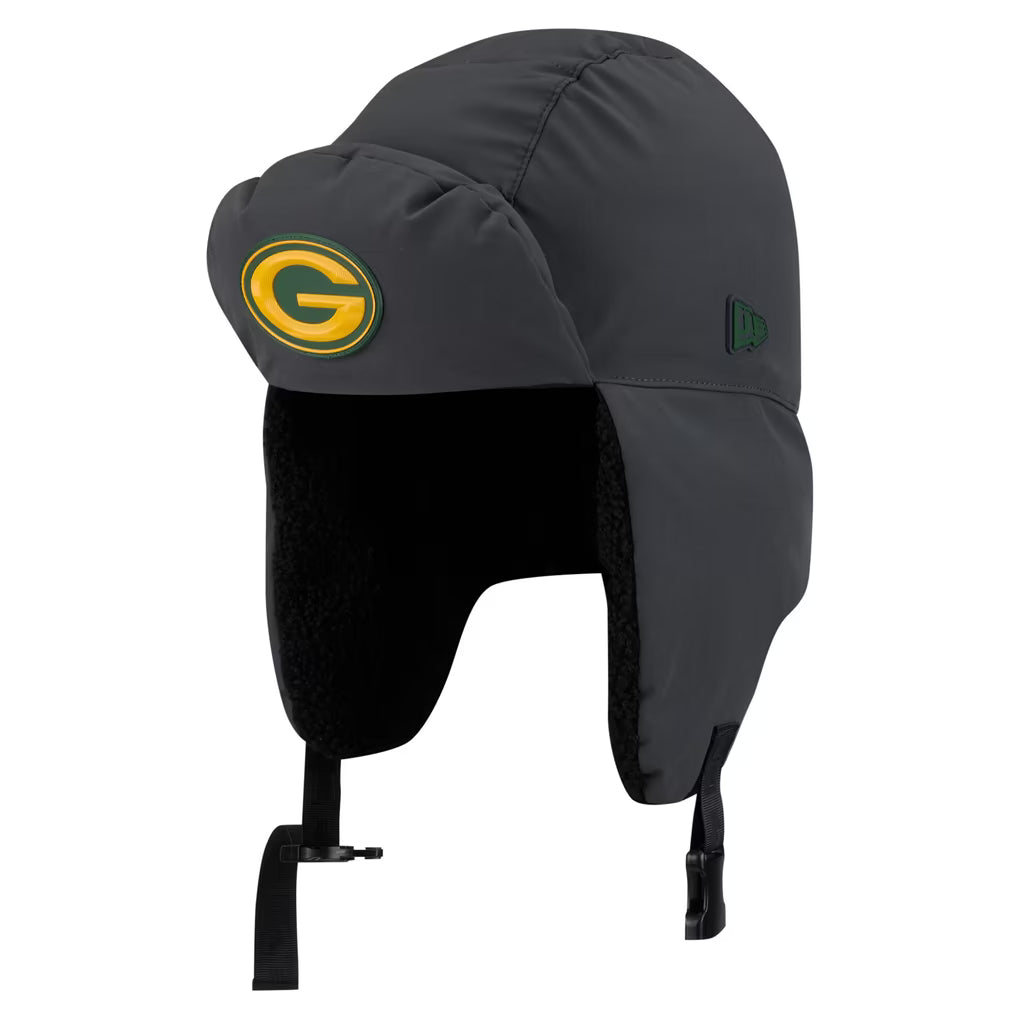 Green Bay Packers Hat – NFL New Era 2026 Sideline Cold Weather Trapper – Charcoal (USA Sourced)