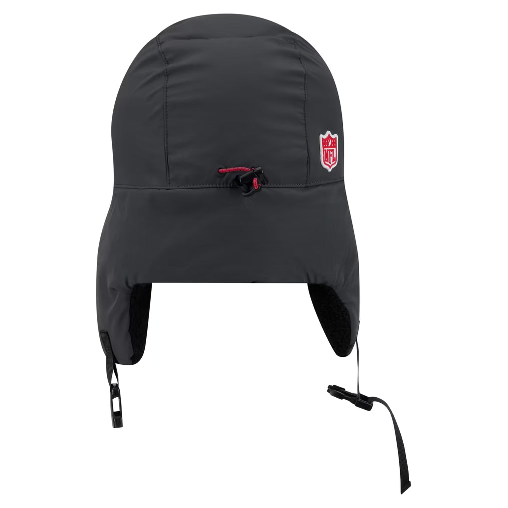 Kansas City Chiefs Hat – NFL New Era 2026 Sideline Cold Weather Trapper – Charcoal (USA Sourced)